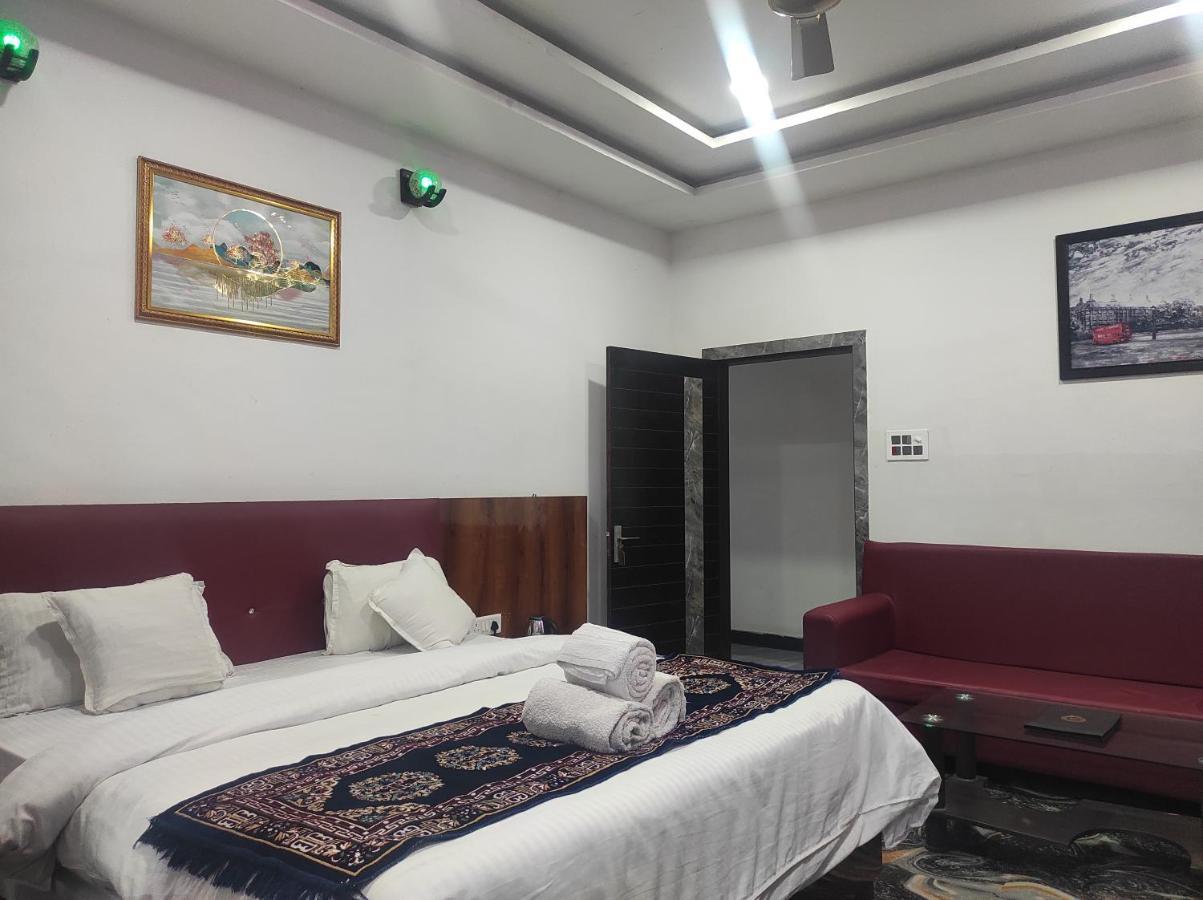 Hotel Sg Hub Tower Margherita Екстер'єр фото