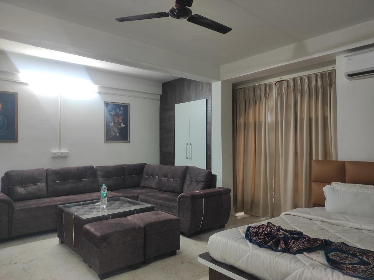 Hotel Sg Hub Tower Margherita Екстер'єр фото