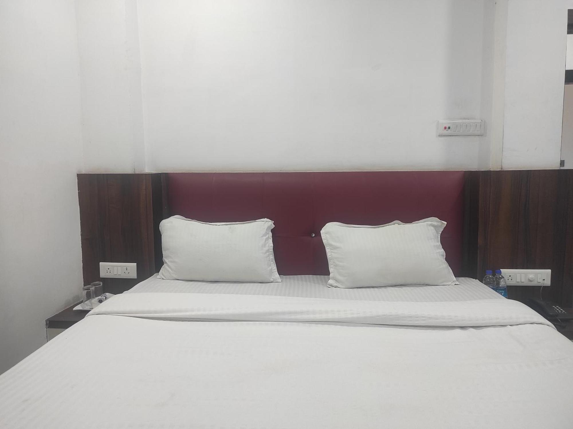 Hotel Sg Hub Tower Margherita Екстер'єр фото