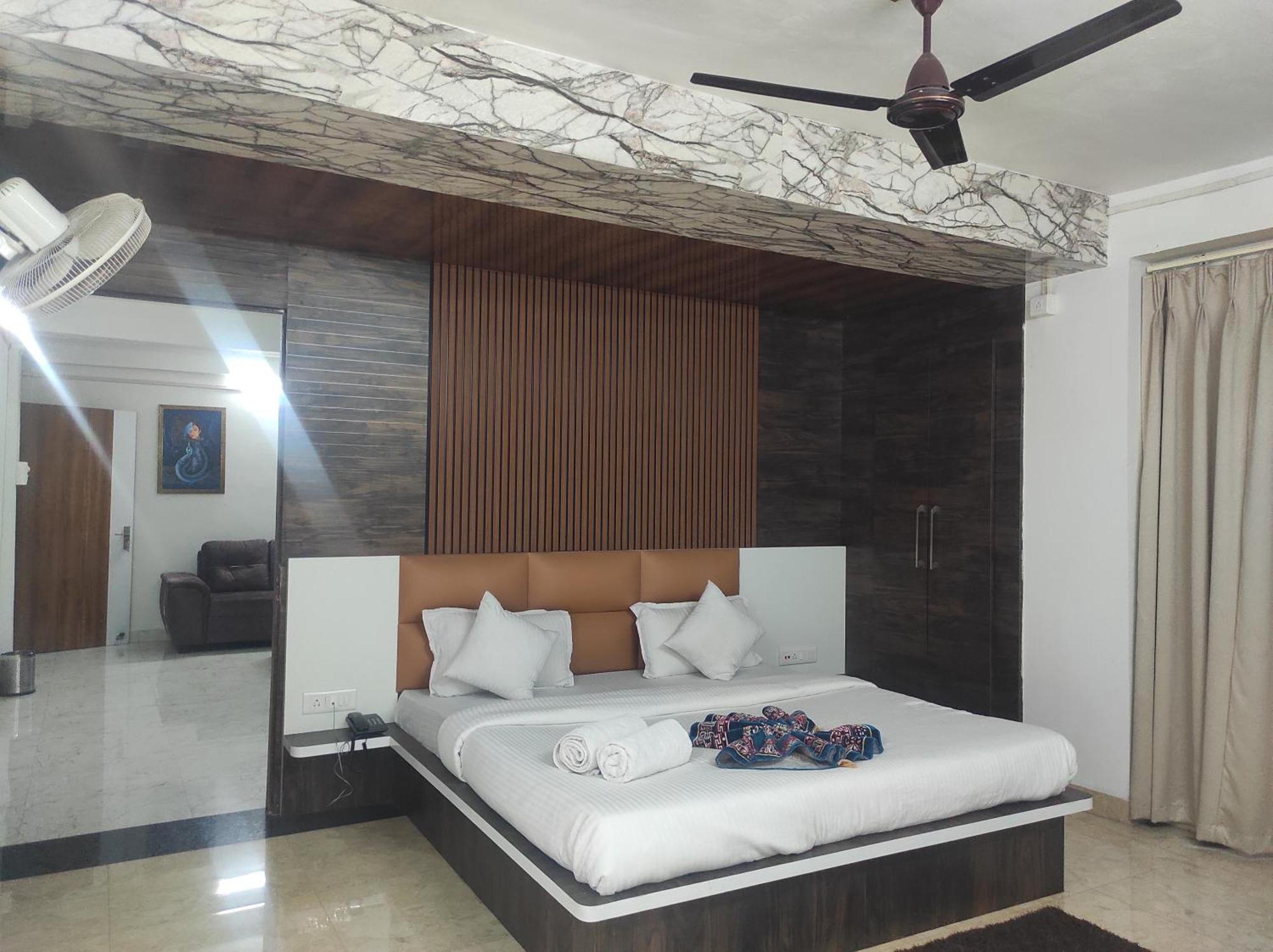 Hotel Sg Hub Tower Margherita Екстер'єр фото