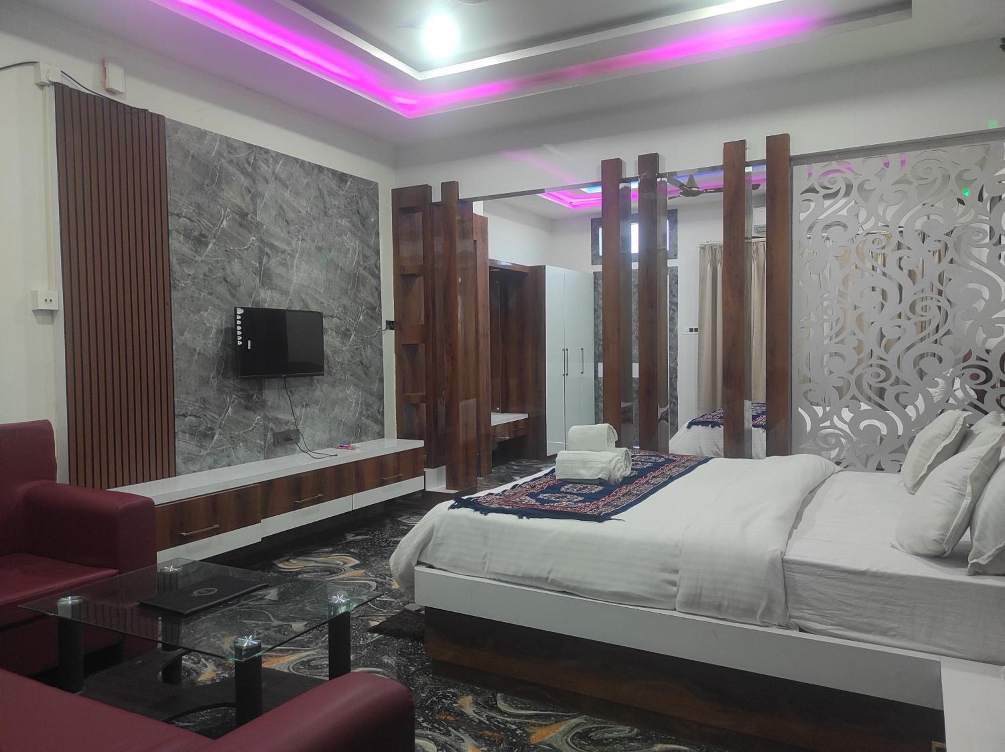 Hotel Sg Hub Tower Margherita Екстер'єр фото