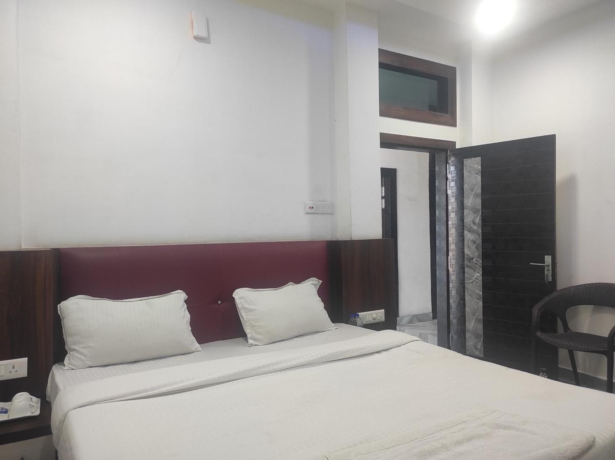 Hotel Sg Hub Tower Margherita Екстер'єр фото